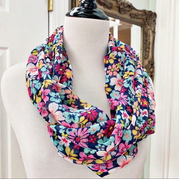 Belle Du Jour Accessories - Belle du Jour Pink Floral Print Infinity Scarf